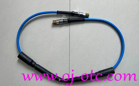 L10598B00 送絲管兩端橡膠套筒細(xì)節(jié) (OTC與DAIHEN標(biāo)志)